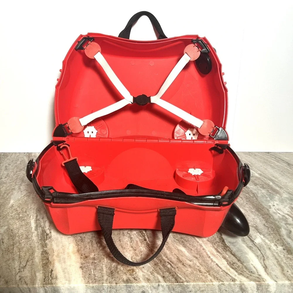 Melissa and Doug Trunki Ladybug Ride on Luggage Red Carry On Suitcase